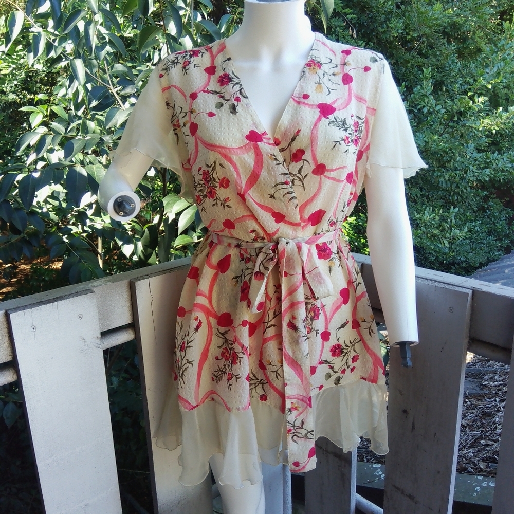 Victoria"s Secret Gold Label Vintage  90s Floral Heart Cottagecore Mini Robe
